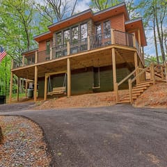 Bearfoot Hideaway